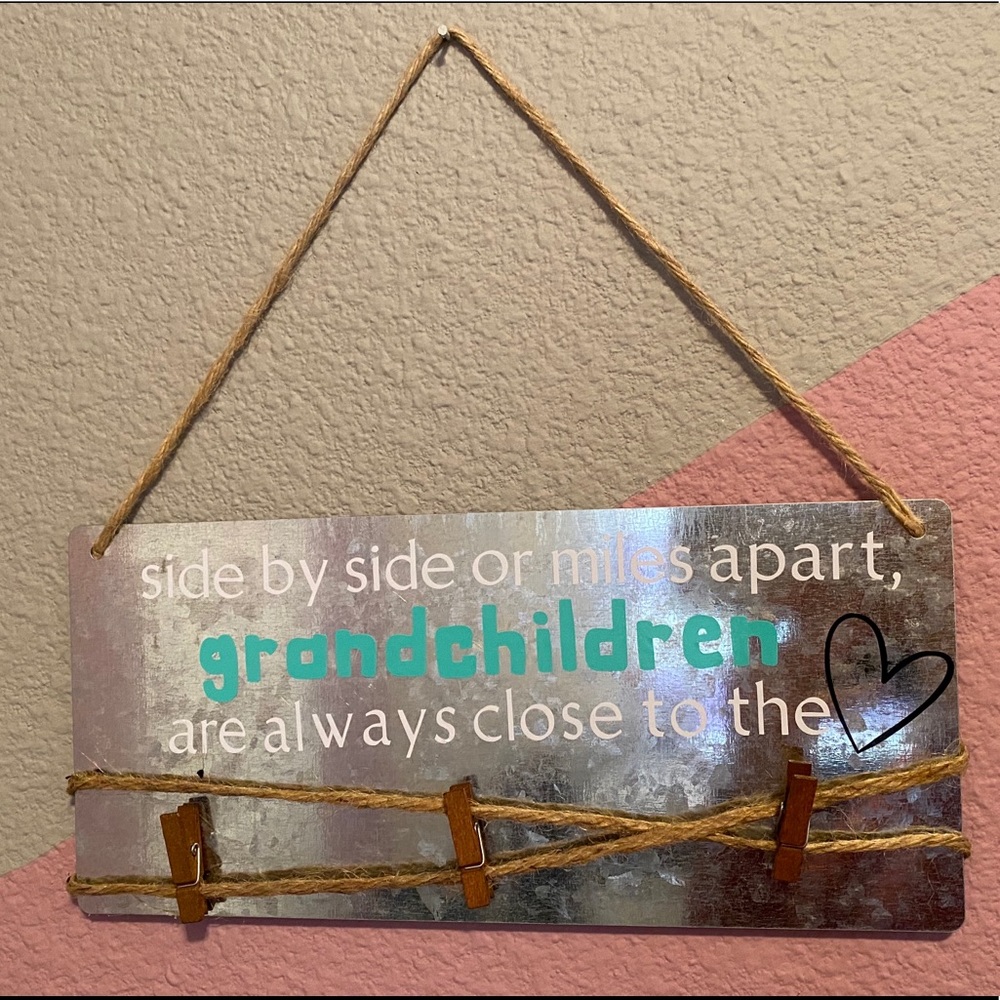 Tin Grandchildren Sign